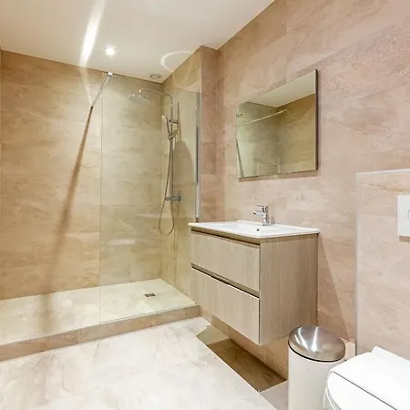 6pers#3 Bedrooms#2 Bathrooms#paris 19 *