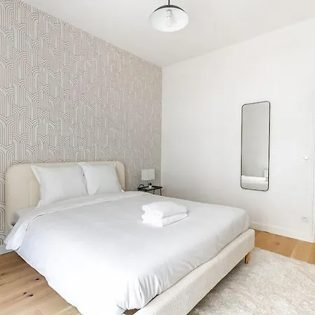 Apartment 6pers#3 Bedrooms#2 Bathrooms#paris 19